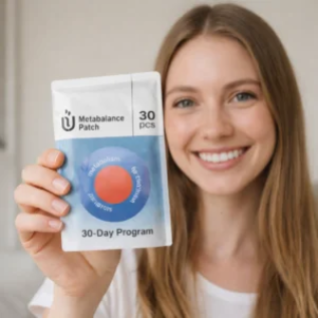 Emily enjoying her routine with Purisaki, feeling more consistent energy and a simple wellness habit that fits her day